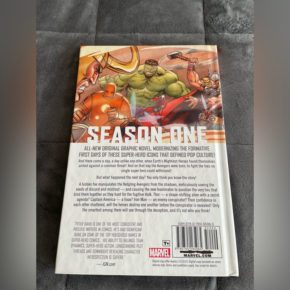 Marvel Comic Bundle - Picture 3 of 7